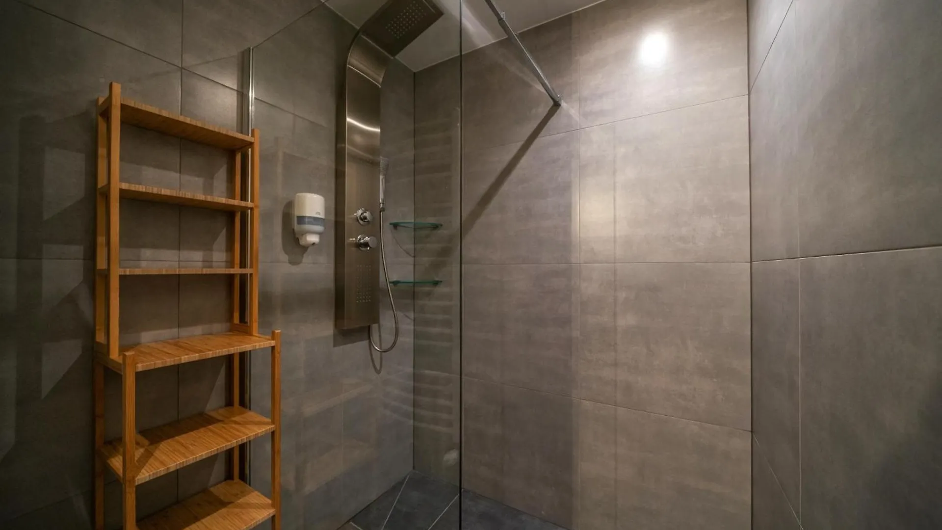 Mountain Shelter Apartments Zakopane Hotel apartamentowy