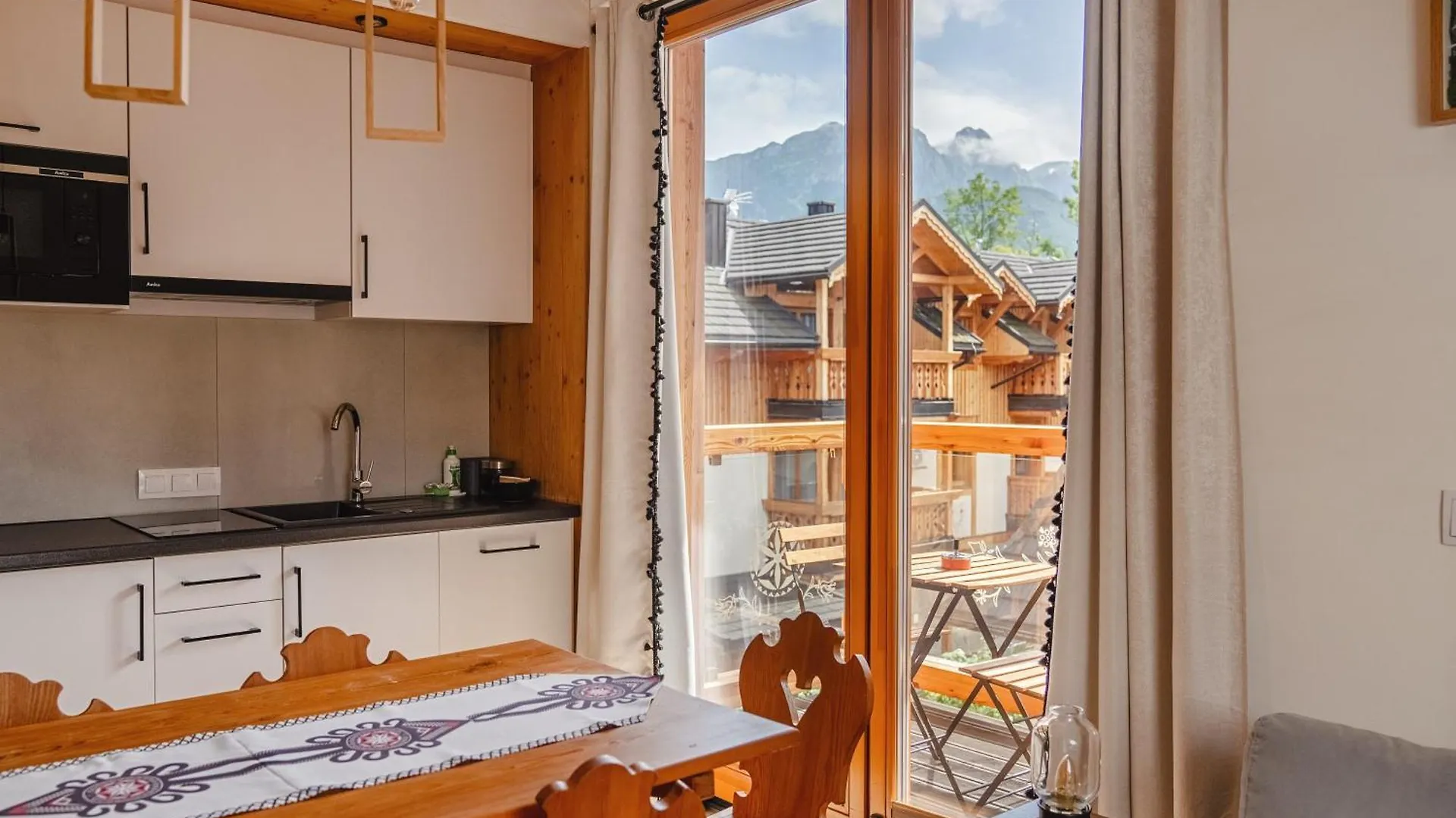 Apartmanhotel Mountain Shelter Apartments Zakopane